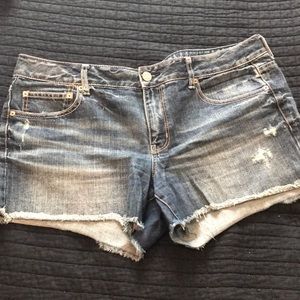 American Eagle cut off shorts